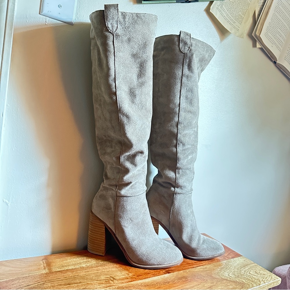Chic Over the Knee Suede Boots - Tan
